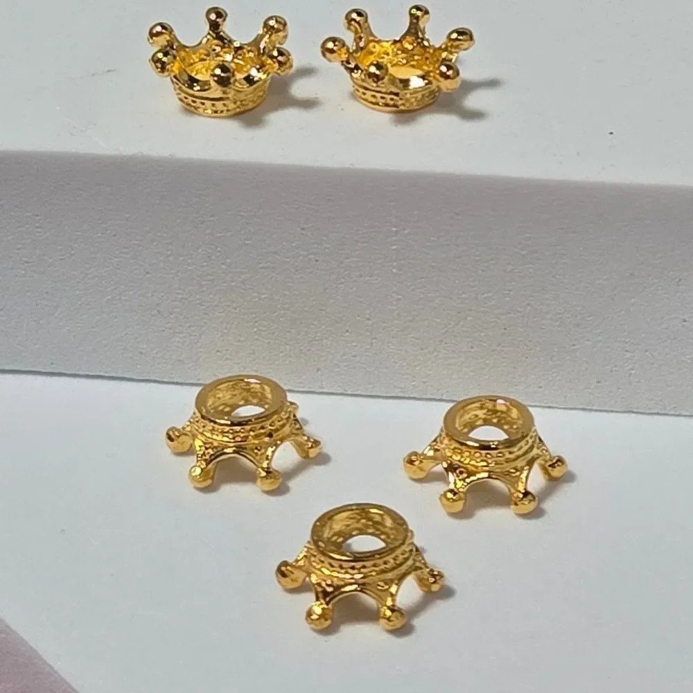 5pcs - Gold Crown Spacer Beads Charm Bracelet Set DIY Jewelry Shiny Royal Tiara